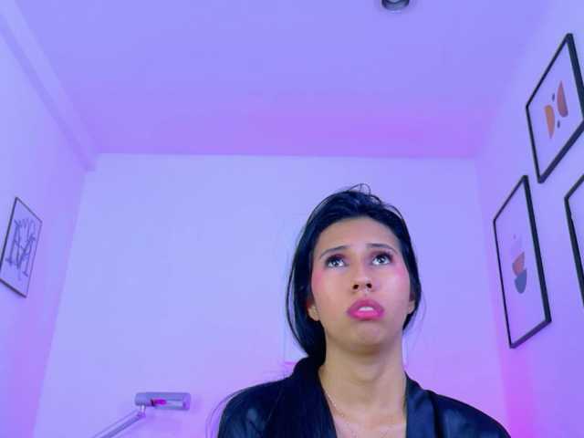 skinnyprinces live webcam show