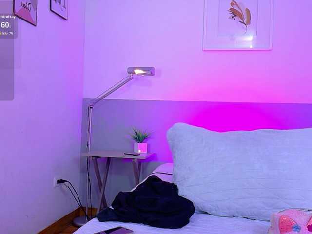 skinnyprinces live webcam show