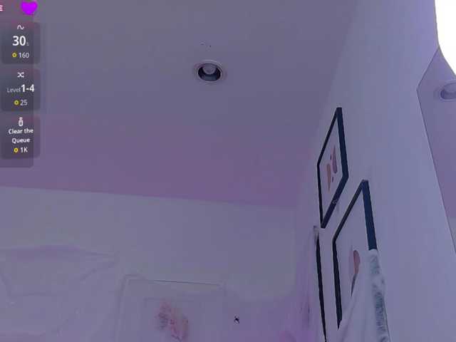 skinnyprinces live cam on BongaCams