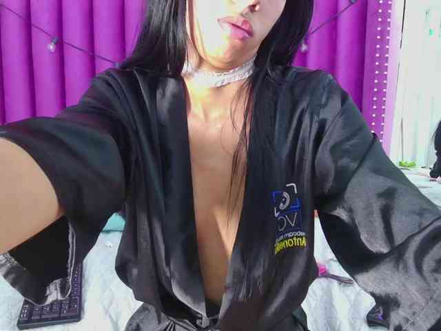skinnyprinces webcam
