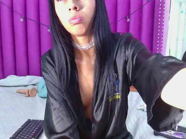 skinnyprinces webcam