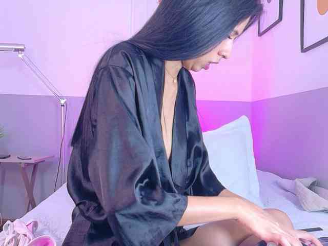 Model: skinnyprinces