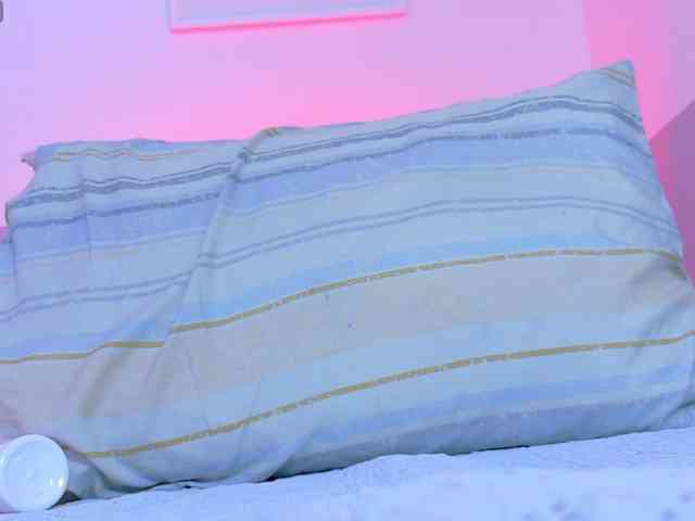 skinnyprinces webcam