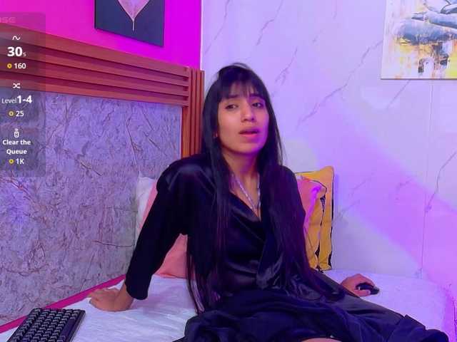 littleeemiily live cam on BongaCams