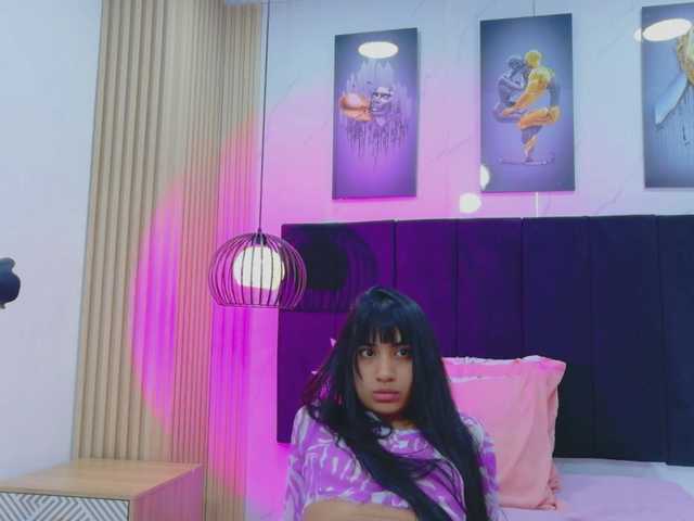 littleeemiily live cam on BongaCams