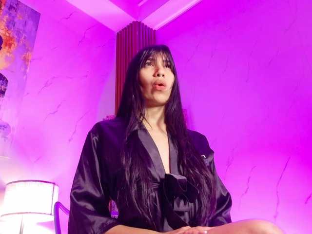 littleeemiily live cam on BongaCams