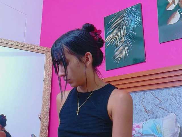 littleeemiily live cam on BongaCams