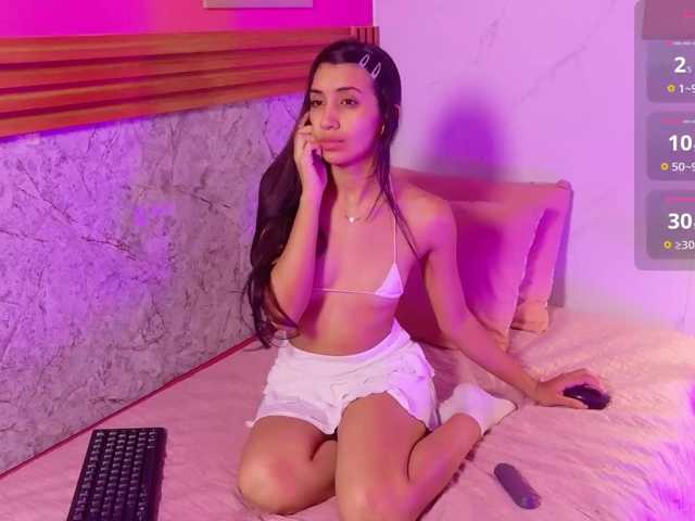 littleeemiily live cam on BongaCams