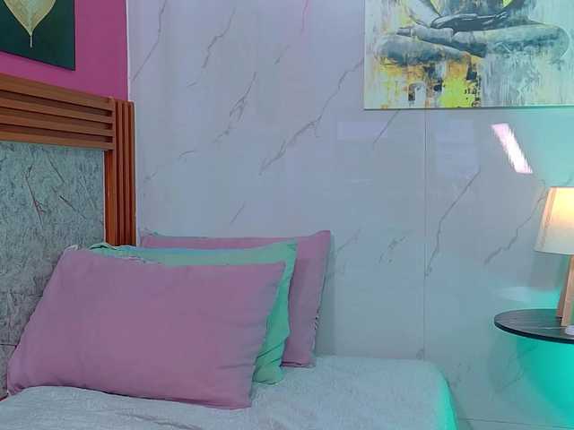 littleeemiily live cam on BongaCams