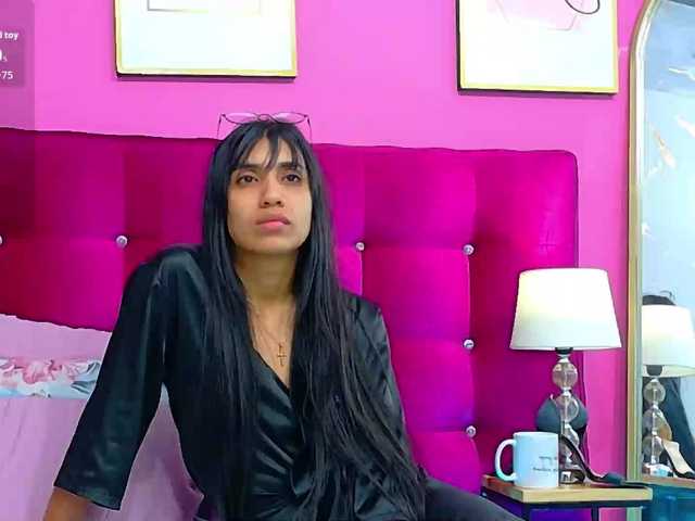 littleeemiily live cam on BongaCams