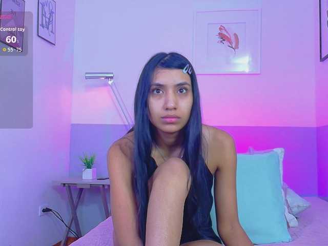 littleeemiily live cam on BongaCams