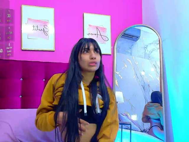 littleeemiily live cam on BongaCams