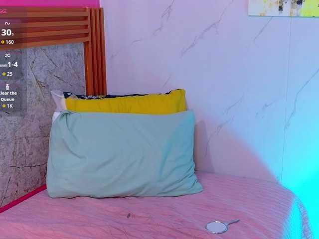littleeemiily live cam on BongaCams