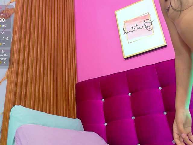 littleeemiily live webcam show