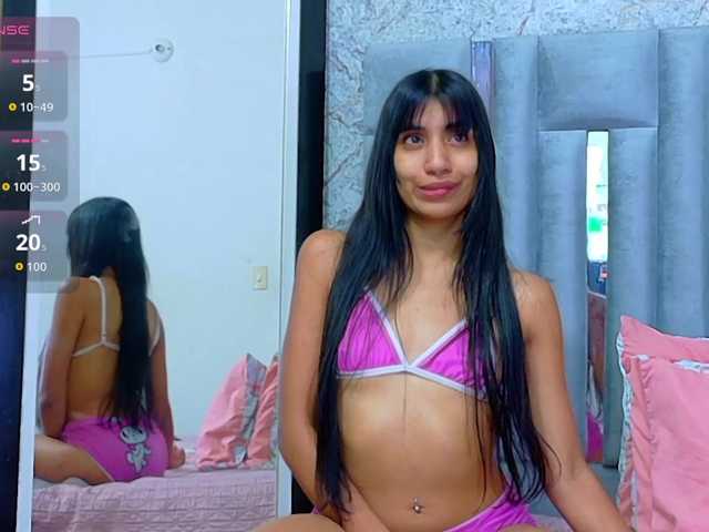 littleeemiily live cam on BongaCams