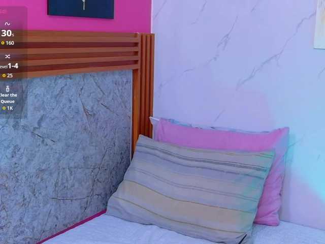 littleeemiily live cam on BongaCams
