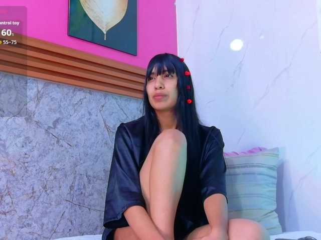littleeemiily live cam on BongaCams
