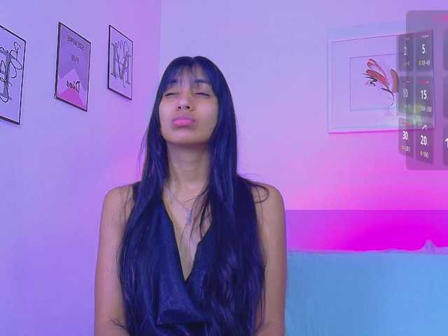 littleeemiily live cam on BongaCams