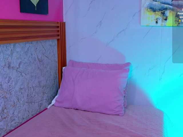 littleeemiily live cam on BongaCams