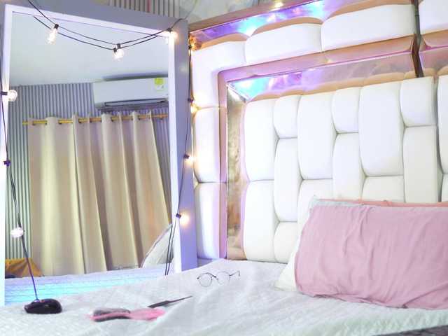 littleeemiily live cam on BongaCams