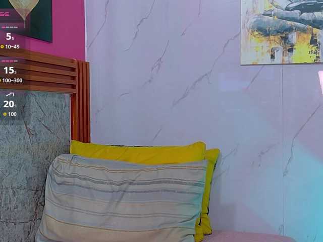 littleeemiily live cam on BongaCams