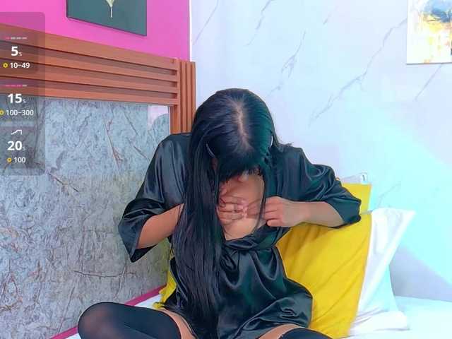 littleeemiily live cam on BongaCams