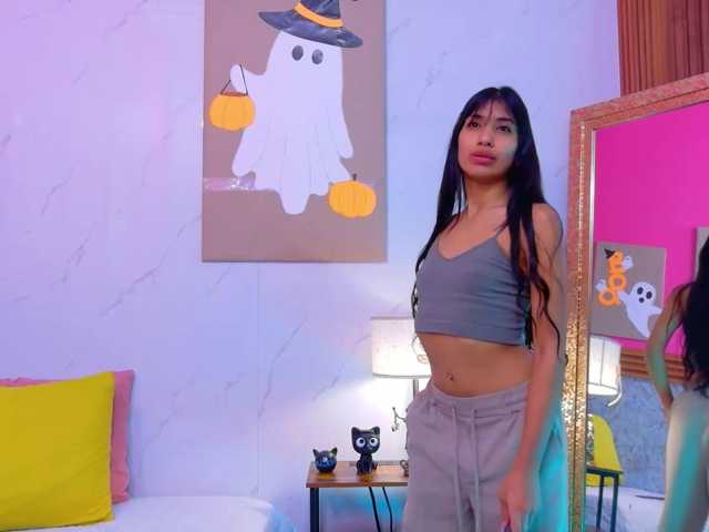 littleeemiily live cam on BongaCams