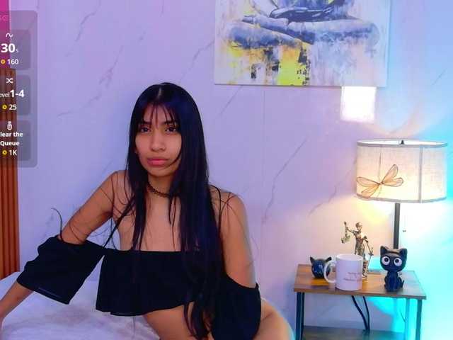 littleeemiily live cam on BongaCams