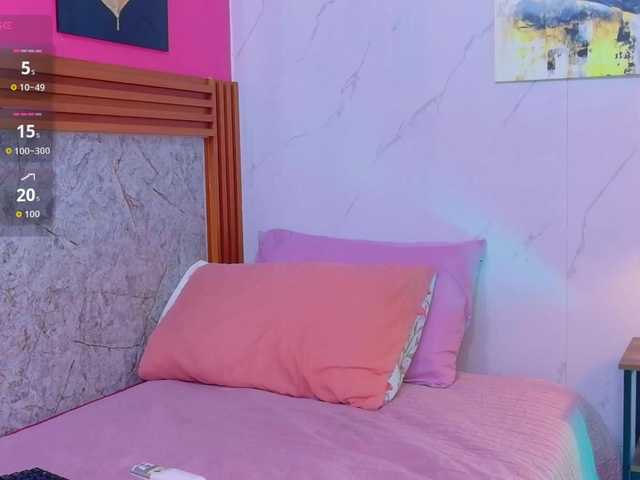 littleeemiily live cam on BongaCams