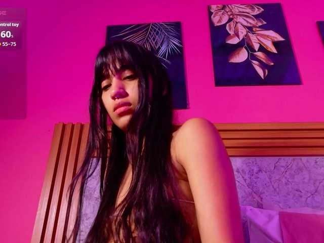 littleeemiily live cam on BongaCams
