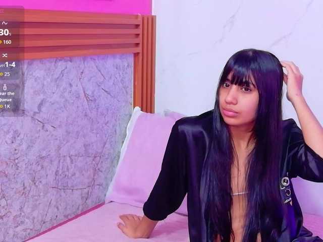 littleeemiily live cam on BongaCams