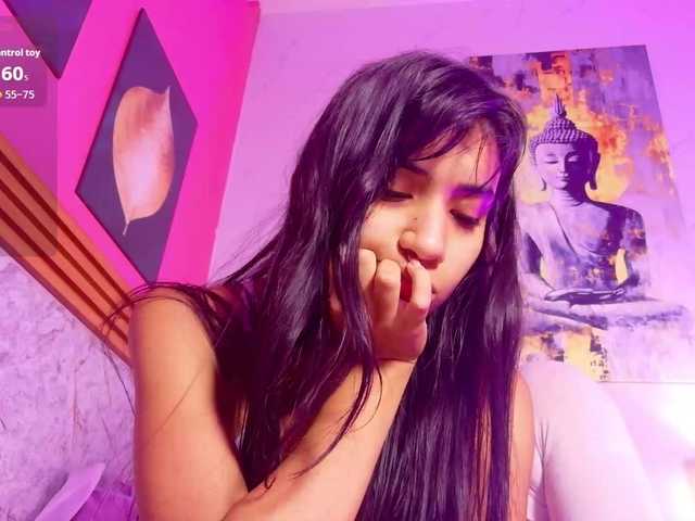 littleeemiily live cam on BongaCams