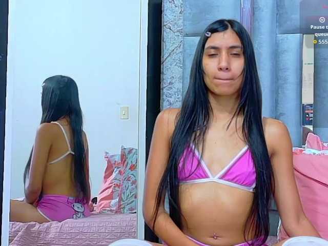 littleeemiily live cam on BongaCams