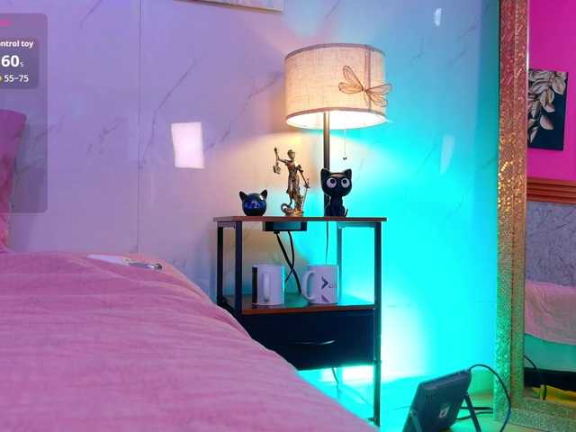 littleeemiily live cam on BongaCams