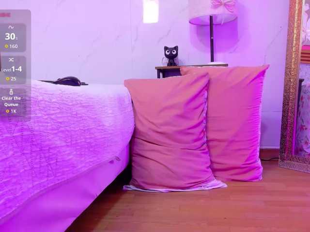 littleeemiily live cam on BongaCams