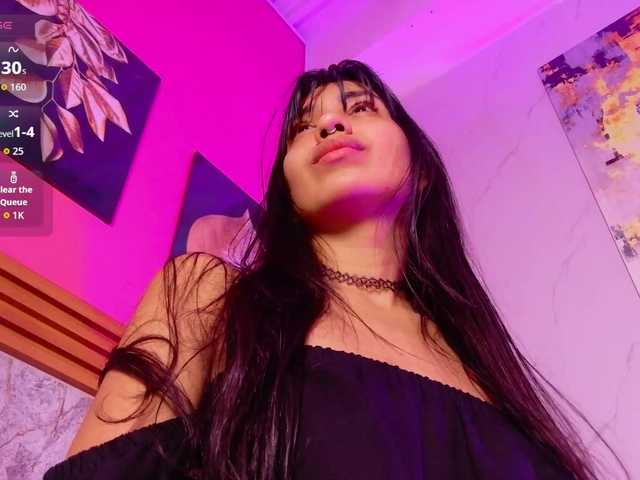 littleeemiily live cam on BongaCams