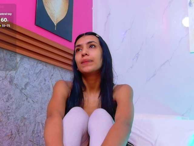 littleeemiily live cam on BongaCams