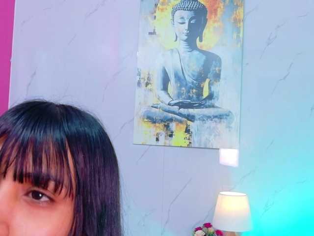 littleeemiily live webcam show