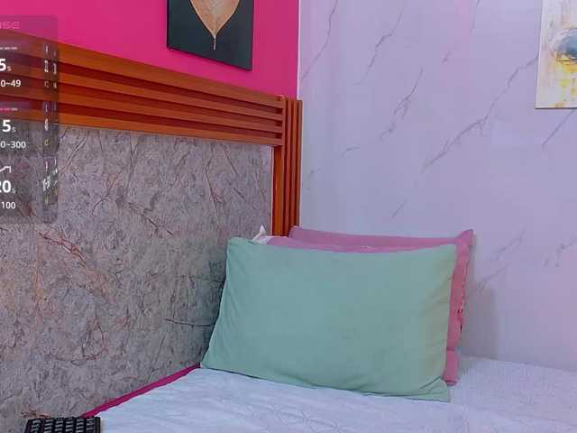 littleeemiily live cam on BongaCams