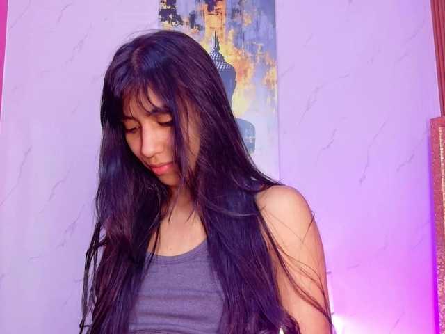 littleeemiily live cam on BongaCams