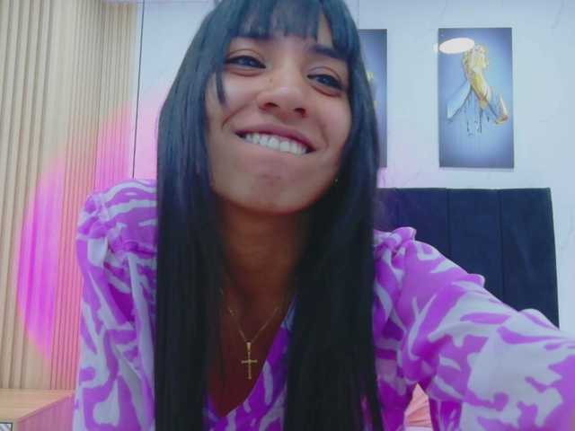 littleeemiily live cam on BongaCams