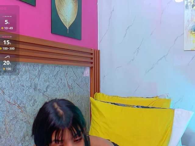 littleeemiily live cam on BongaCams
