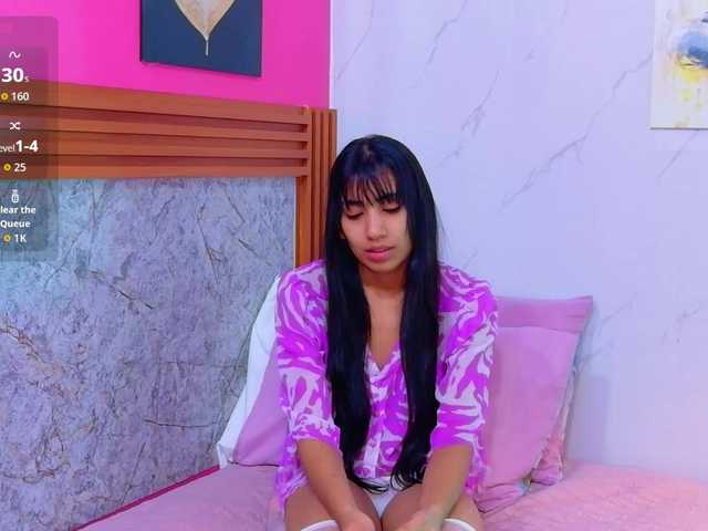littleeemiily live cam on BongaCams