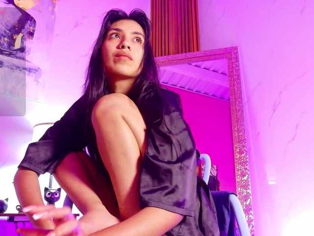littleeemiily live cam on BongaCams