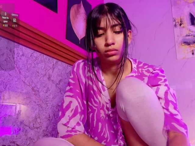 littleeemiily live cam on BongaCams
