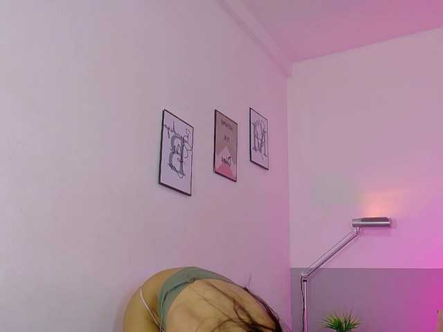 littleeemiily live cam on BongaCams
