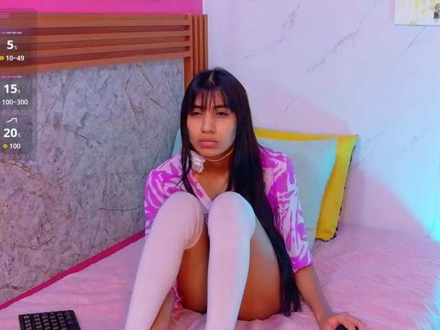 littleeemiily live cam on BongaCams