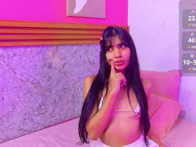 littleeemiily live cam on BongaCams