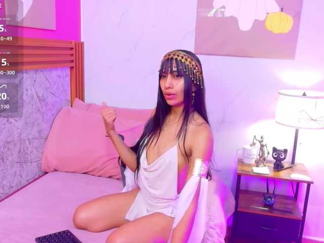 littleeemiily live cam on BongaCams