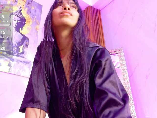 littleeemiily live cam on BongaCams